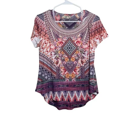 Camisa para mujer One World pequeña mediana cuello redondo boho manga corta estrás Foto 1 de 4