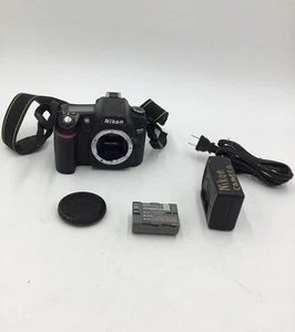Nikon D80 10.2 MP DSLR Camera and Charger - Picture 1 of 12