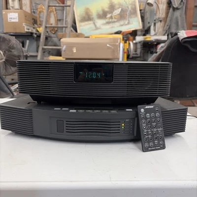 Bose Wave  AM/FM Radio With Multi-CD Changer & Remote Control - Image 1 of 4