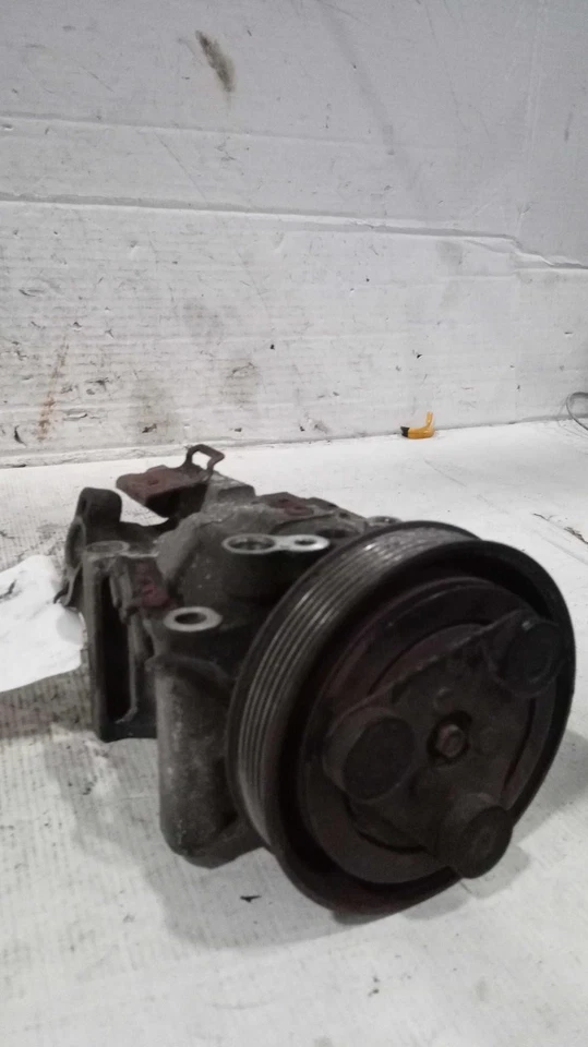 Nissan Sentra 2004 compresor de aire acondicionado fabricante de equipos originales 1,8 L plateado 206 k millas NJ25-20624-504362 Foto 1 de 4