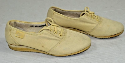 Vintage Nike Shoes Size 4.5 Women 70s Pale Yellow Lace Up Canvas Sneakers - Image 1 of 4