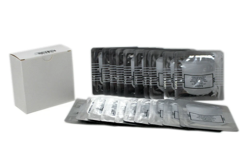 SISLEY RESTORATIVE FACIAL CREAM WITH SHEA BUTTER DAY & NIGHT SACHETS 20x4ML - Image 1 of 2