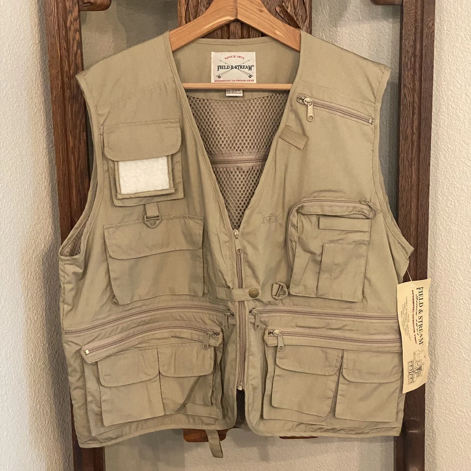 NWT Field & Stream Outdoor Vest Mens XL Khaki Fishing Hiking Hunting - Image 1 of 4