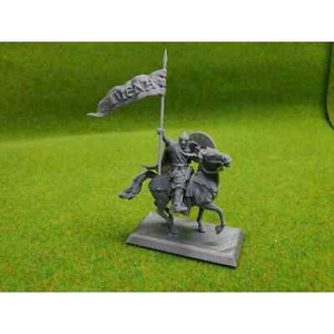 Reconquer miniature Medieval War Game 28mm Knight Horseman Bannerman Pero - Picture 1 of 7