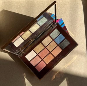 Charlotte Tilbury The Icon Palette | Eyes to Hypnotise Eyeshadow | NEW - Picture 1 of 13