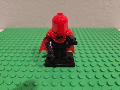 Red Hood, LEGO Batman Movie, Series 1, 71017 coltlbm-11 Minifigure Figure - Image 1 of 4