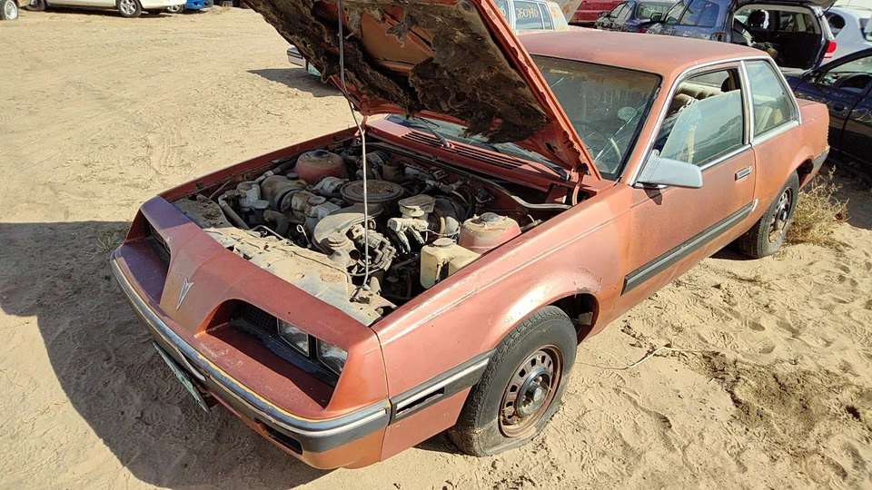 1985 - 1994 年庞蒂亚克 Sunbird 乘客右前下控制臂 Oem A 手臂 — 第 1/4 张图片