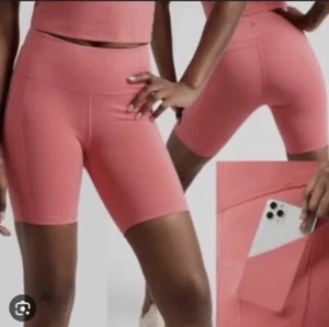 ATHLETA Women Ultimate Stash II 7" Biking Short Pink NEW Size S - Picture 1 of 7