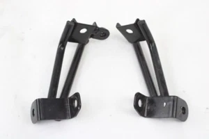 BENELLI Bn 125 03330L290001 03320L290000 Soportes Radiador 21-24 Oil Cooler B - Imagen 1 de 3