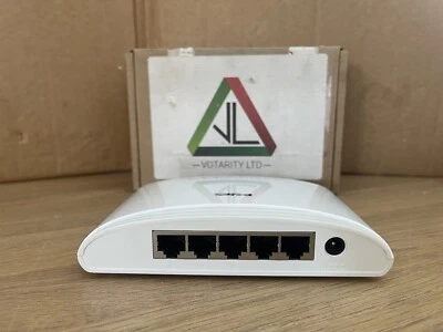 D-Link DGS-1005D 5-Port Desktop Switch with No PSU or Power Adaptor -Inc VAT - Image 1 of 4