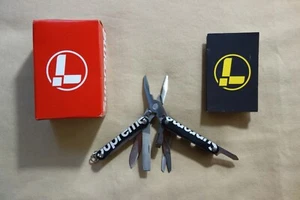 Supreme Spring/Summer 2021 Leatherman Squirt PS4 Black 9-Tool Multi-Tool SS21A50 - Picture 1 of 24