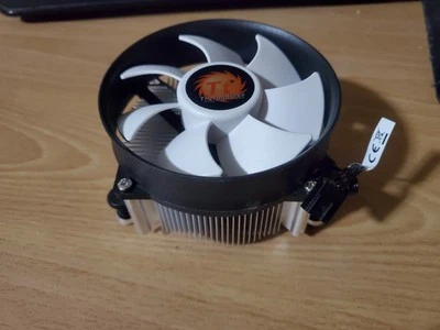 Thermaltake A2 am4 95w cpu cooler 4 pins PWN 1200~3500 RPM  - Image 1 of 2