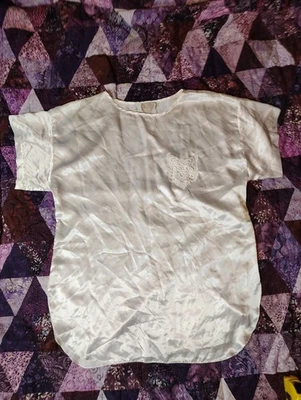 Pijama holgado de encaje blanco 2XL de colección de los años 70 Top de seda satinado para mujer Foto 1 de 4