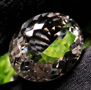 Pietra preziosa sfusa taglio quarzo cristallo naturale 100% per regali mamma 20x25x12mm 37Ct - Foto 1 di 11