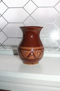 Vintage Sioux Pottery Vase Signed Mary Black Tail Deer - Picture 1 of 4