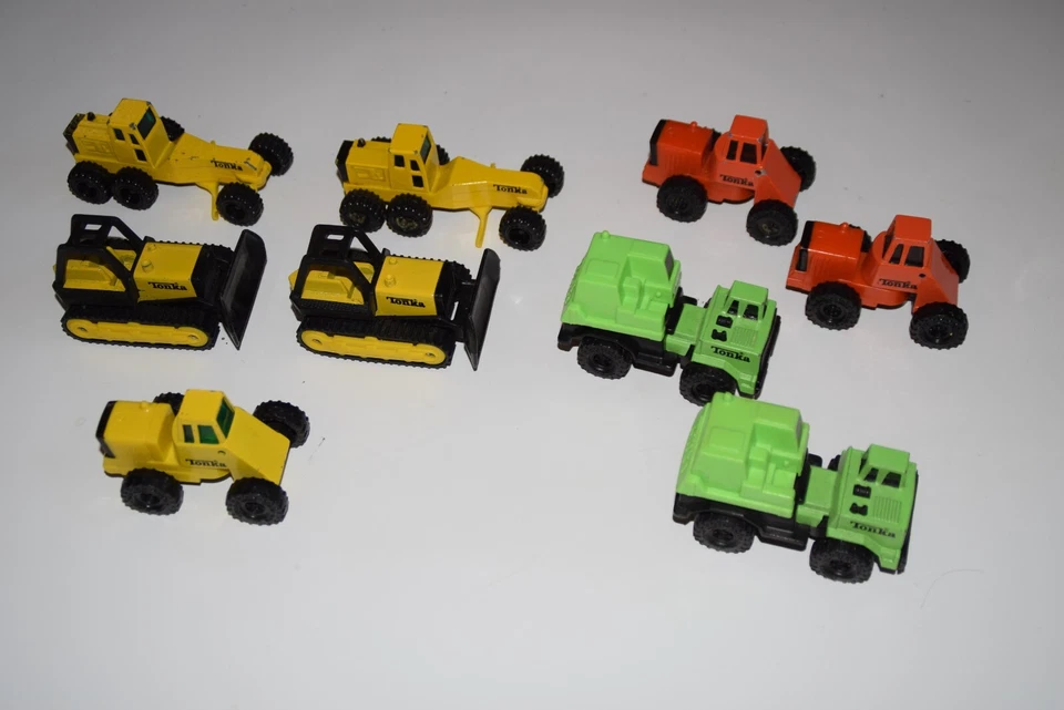Vintage 90's Tonka Mini Lot Of 9 Construction Vehicles Metal / Plastic  - Image 1 of 4