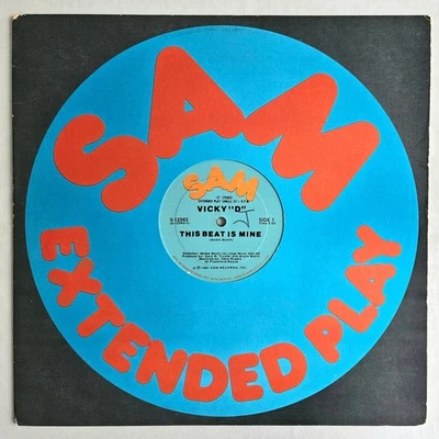 BOOGIE / DISCO-FUNK - VICKY D - THIS BEAT IS MINE - SAM RECORDS ORIGINAL PRESS - Image 1 of 4