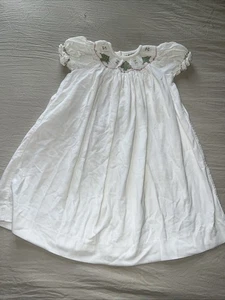 Castles & Crowns White Dress With Chrustmas Trees Smocking Size 4T - Picture 1 of 11