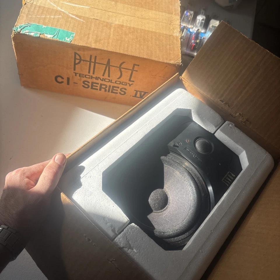 Alto-falantes de parede Phase Technology CI 40 Series IV vintage década de 1980 novo na caixa - Imagem 1 de 4