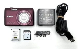 Nikon Coolpix S4100 fotocamera digitale prugna 14,0 megapixel con accessori - testata funziona - Foto 1 di 10