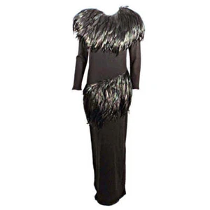 ADOLFO langes schwarz gestricktes Abendkleid mit schillernden Federn - Bild 1 von 10