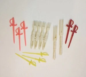 Vintage Plastic Bar & Appetizer Picks Cocktail Swords Assortment of 13 - Picture 1 of 7