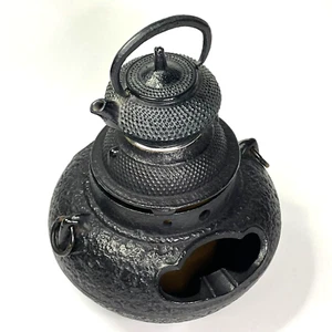 Japanese Tea Chagama-shaped Nambu/Nanbu Tekki Cast Iron Ashtray & Mini Tetsubin - Picture 1 of 23
