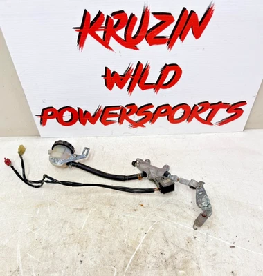 Honda Goldwing GL1800 2002 cilindro maestro de freno trasero y tanque de depósito Foto 1 de 4