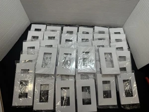 Lot Of 40 Screw-less Wallplate Single GangOutlet Covers White - Picture 1 of 3