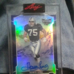 Autograph Howie Long Leaf Vibrance Refractor + Classic Materials Patch 40/199 - Picture 1 of 24