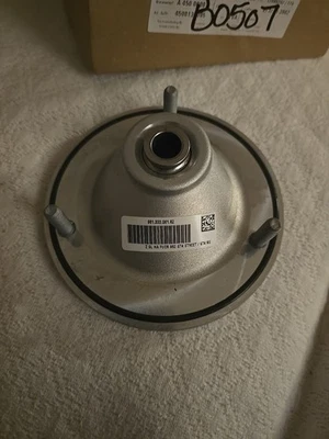 1x NUEVO GENUINO Porsche 718 Cayman GT4 montaje de amortiguador izquierdo o derecho OEM GT4 GT4RS  Foto 1 de 2