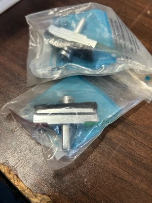 NOS FORD 1980/1984 CROWN VIC & MARQUIS DOOR LOCK "KNOB" E0AZ-5421850-A - Image 1 of 3