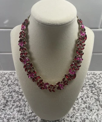 J Crew рубин фуксия розовый кристалл лист заявление ожерелье с Ярлыками золотистый - Изображение 1 из 4
