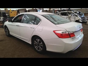 Passenger Right Lower Control Arm Front Fits 13-15 ACCORD 6657302 - Picture 1 of 12