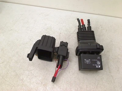 RELE' VARI Relè di chiusura Mini Mini (F55) 2017 61366822250 / 6822250 - Immagine 1 di 2