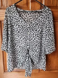 Delia's Womens Button Up Sheer Top Animal Cat Print Sz M Medium - Picture 1 of 3