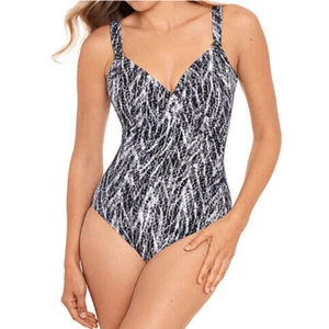 $198 Miraclesuit Chevron Python Siren One Piece Swimsuit, Silver, 8 - Picture 1 of 4