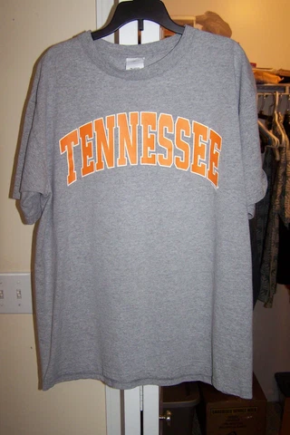 TENNESSEE SHIRT LARGE = VERY GOOD SHAPE Cover