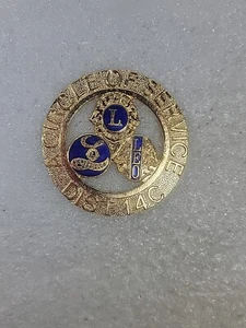 PIN RARO VINTAGE CLUB DE LEONES UN CÍRCULO DE SERVICIO LEONA LEO DIST 14C - Imagen 1 de 5