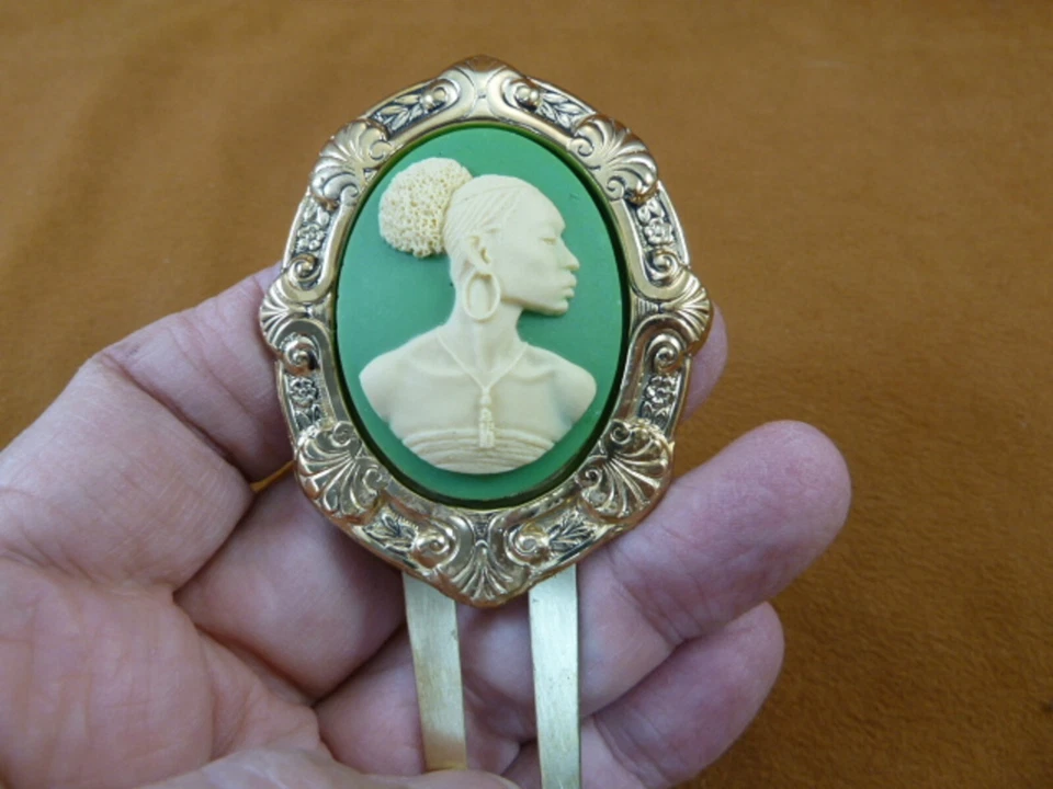 CAH20-7) RARO DAMA AFROAMERICANA CAMAFEO blanco + verde horquilla peine Foto 1 de 1