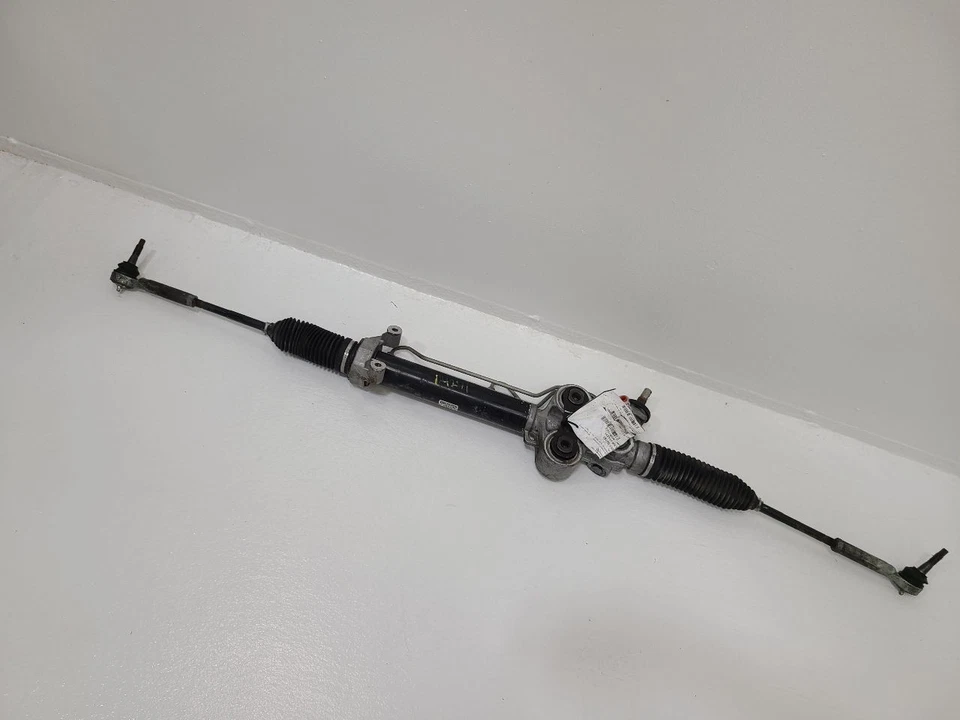2007 - 2014 CADILLAC ESCALADE Steering Gear Rack Power Rack And Pinion  - Image 1 of 4