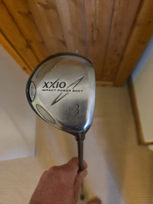 Srixon XX10 3 Wood Stiff Right Handed  - Image 1 of 4