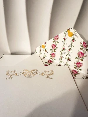 Tarjetas de notas de jardín Gucci Alchemists con sobre ~ 5 juegos ~ patrón floral NUEVO Foto 1 de 4