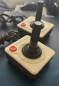 2x Commodore VIC-1311 Joysticks | 64, Vic 20, Atari 2600 | Tested And Working - Picture 1 of 5