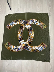 Chanel Auténtica Bufanda de Seda Coco Joyería Accesorios - Imagen 1 de 10