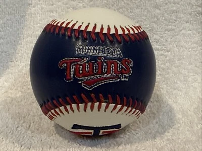 RARO Minnesota Twins 2003 LOGOTIPO BORDADO Coleccionista Béisbol, ¡MIRA GENIAL!! Foto 1 de 4