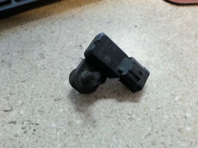 2006 Kawasaki Ninja EX650R | Relé sensor de pressão de fluxo de ar mapa de massa | Usado OEM - Imagem 1 de 4