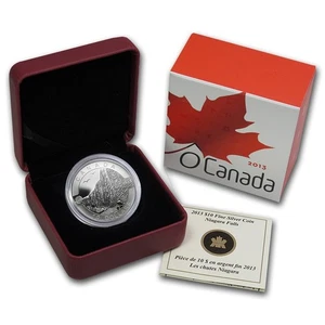Moneda de 10 dólares de plata fina canadiense 2013 - conmemorativa de las cataratas del Niagara - con certificado de autenticidad - Imagen 1 de 3
