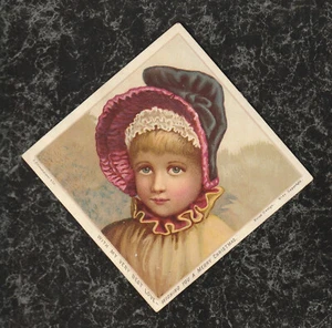 Tarjeta de Navidad victoriana rombo niña tímida en capó con volantes 4,5 x 4,5 - Imagen 1 de 2