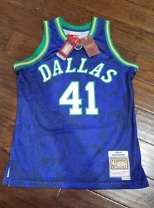 MITCHELL AND NESS DIRK NOWITZKI DALLAS MAVERICKS STITCHED SWINGMAN LIMITED... - Picture 1 of 8